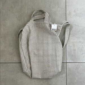 BAGGU Beige Tote with Black Grid